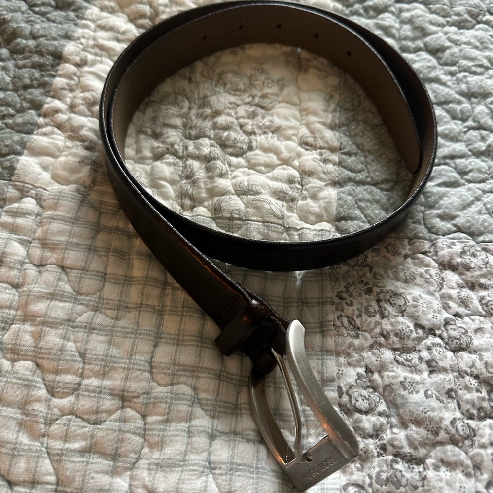 Hugo Boss Brown Leather Belt 85-32